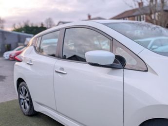 Nissan Leaf 40kWh Acenta Auto 5dr