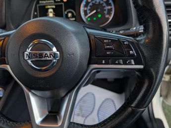 Nissan Leaf 40kWh Acenta Auto 5dr