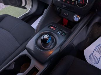 Nissan Leaf 40kWh Acenta Auto 5dr