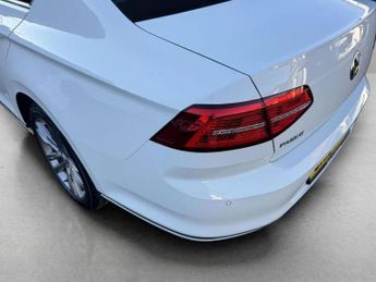 VOLKSWAGEN PASSAT 1.5 TSI EVO GT Saloon 4dr Petrol DSG Euro 6