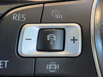 VOLKSWAGEN PASSAT 1.5 TSI EVO GT Saloon 4dr Petrol DSG Euro 6