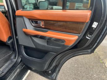 Land Rover Range Rover Sport 3.0 SD V6 HSE Black Auto 4WD Euro 5 5dr
