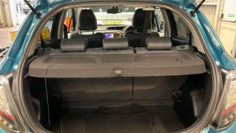 Toyota Yaris 1.5 VVT-h T Spirit CVT Euro 5 5dr