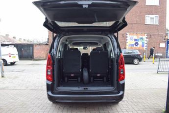 Citroen e-Berlingo 52kWh PLUS XL Auto 5dr (7.4kW Charger)