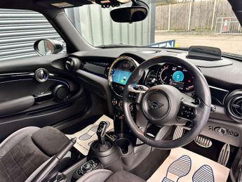 MINI HATCH 2.0 John Cooper Works Auto 3dr