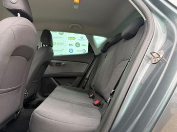 SEAT Leon 1.6 TDI SE Dynamic Technology DSG Euro 6 (s/s) 5dr
