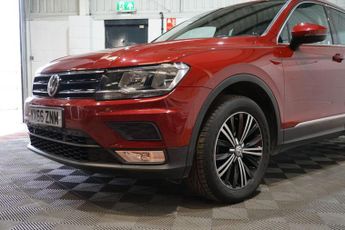 Volkswagen Tiguan 2.0 TDI BlueMotion Tech SE Navigation DSG 4Motion Euro 6 (s/s) 5