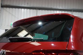 Volkswagen Tiguan 2.0 TDI BlueMotion Tech SE Navigation DSG 4Motion Euro 6 (s/s) 5