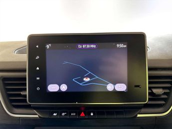 Renault Trafic 2.0 dCi Blue SL28 Sport Panel Van 5dr Diesel Manual L1 H1 Euro 6