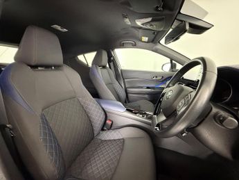 Toyota C-HR 2.0 VVT-h Dynamic CVT Euro 6 (s/s) 5dr
