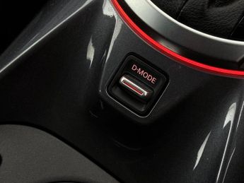 Nissan Juke 1.0 DIG-T N-Connecta DCT Auto Euro 6 (s/s) 5dr