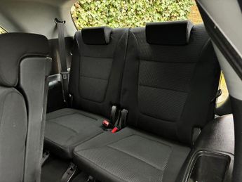 Kia Sorento 2.2 CRDi KX-1 Auto AWD Euro 5 5dr