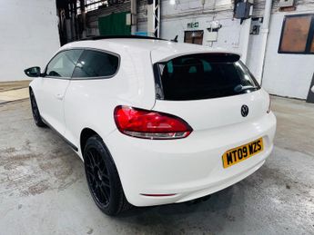 Volkswagen Scirocco 2.0 TDI GT DSG Euro 4 3dr