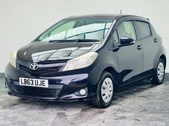Toyota Yaris 1.33 Dual VVT-i TR Multidrive S Euro 5 5dr