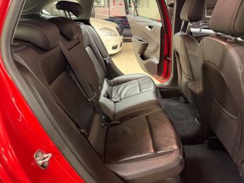 Vauxhall Astra 1.4i Turbo Elite Nav Sports Tourer Auto Euro 6 (s/s) 5dr