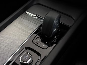 Volvo V60 2.0 B3 MHEV Plus DCT Auto Euro 6 (s/s) 5dr