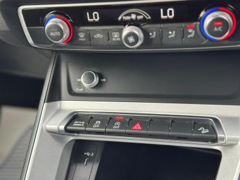 Audi Q3 1.5 TFSI CoD 35 Technik S Tronic Euro 6 (s/s) 5dr