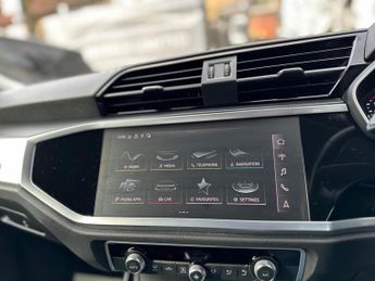 Audi Q3 1.5 TFSI CoD 35 Technik S Tronic Euro 6 (s/s) 5dr