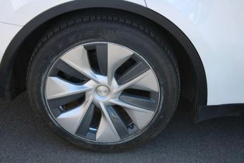 Tesla Model Y Auto RWD 5dr