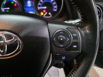 Toyota Auris 1.8 VVT-h Excel CVT Euro 6 (s/s) 5dr