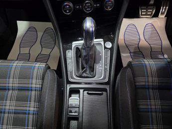 Volkswagen Golf 1.4 TSI 8.7kWh GTE Advance DSG Euro 6 (s/s) 5dr