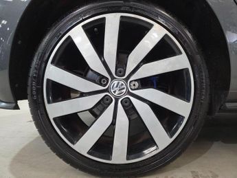 Volkswagen Golf 1.4 TSI 8.7kWh GTE Advance DSG Euro 6 (s/s) 5dr