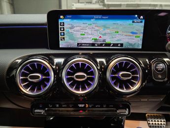 Mercedes-Benz A Class 1.3 A200 AMG Line (Premium) 7G-DCT Euro 6 (s/s) 5dr