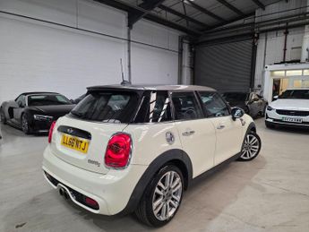 MINI Hatch 2.0 Cooper S Seven Auto Euro 6 (s/s) 5dr