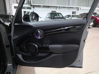 MINI Hatch 2.0 Cooper S Auto Euro 6 (s/s) 5dr