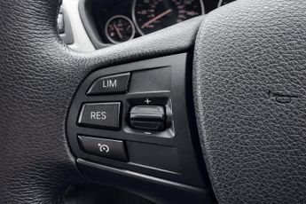 BMW 3 Series 2.0 320d SE Auto Euro 6 (s/s) 4dr