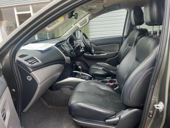 Mitsubishi L200 2.4 DI-D DC Warrior Auto 4WD Euro 5 4dr