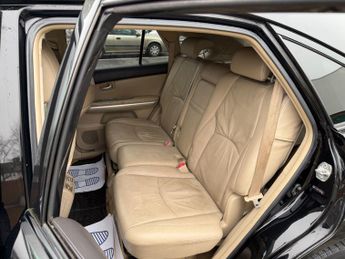 Lexus RX 3.3 400h SE SUV 5dr Petrol Hybrid CVT (192 g/km, 208 bhp)