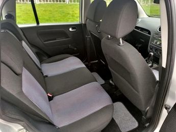 Ford Fusion 1.4 Style + Durashift EST 5dr