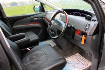 Toyota Estima Aeras 2.4L Petrol 5dr