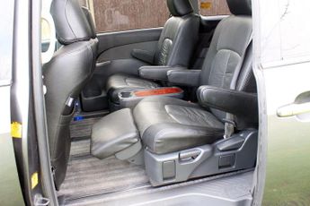 Toyota Estima Aeras 2.4L Petrol 5dr