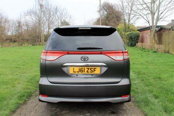 Toyota Estima Aeras 2.4L Petrol 5dr