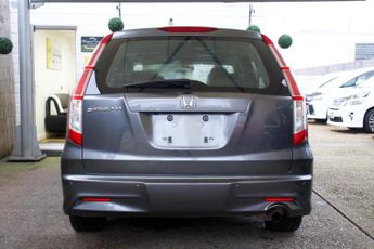 Honda Stream 1.8 SE -Leather-Seven Seater