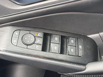 Nissan Qashqai 1.3 DIG-T Mild Hybrid Acenta Premium 5dr Automatic