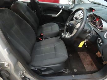 Ford Fiesta 1.4 Zetec 5dr