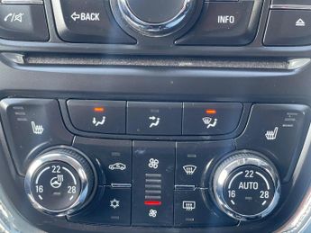 Vauxhall Mokka 1.4i Turbo SE Auto 2WD Euro 6 5dr