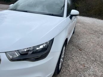 Audi A1 1.4 TFSI Sport Sportback S Tronic Euro 5 (s/s) 5dr