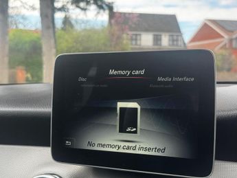 Mercedes-Benz GLA 1.6 GLA180 Urban Edition 7G-DCT Euro 6 (s/s) 5dr