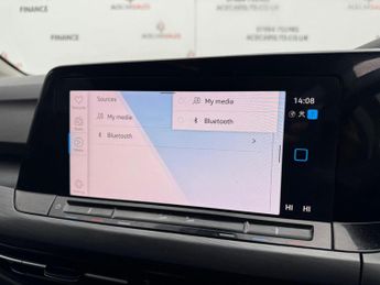 Volkswagen Golf 1.5 eTSI MHEV Style DSG Euro 6 (s/s) 5dr