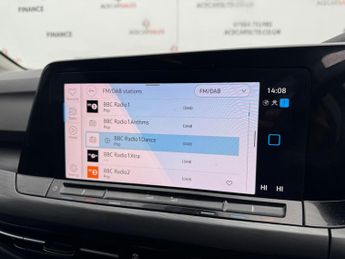 Volkswagen Golf 1.5 eTSI MHEV Style DSG Euro 6 (s/s) 5dr