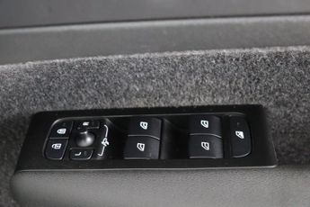 Volvo XC40 1.5h T4 Recharge 10.7kWh Inscription Expression Auto Euro 6 (s/s