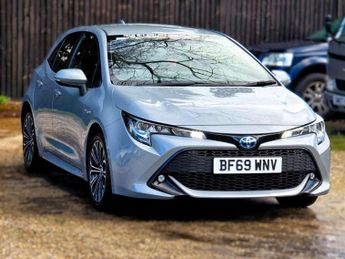 Toyota COROLLA 1.8 Corolla Design VVT-i HEV CVT 5dr