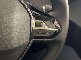 Peugeot E-208 50kWh Allure Premium + Hatchback 5dr Electric Auto (7.4kW Charge
