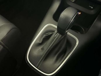 Citroen C3 1.2 PureTech MAX Hatchback 5dr Petrol EAT6 Euro 6 (s/s) (110 ps)