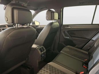 Volkswagen Tiguan 1.5 TSI R-Line SUV 5dr Petrol DSG Euro 6 (s/s) (150 ps)