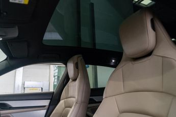 Porsche Taycan Performance Plus 93.4kWh 4 Cross Turismo Auto 4WD 5dr (11kW Char